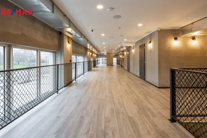 Pronájem restaurace, Praha - Stodůlky, Tlumačovská, 365 m2