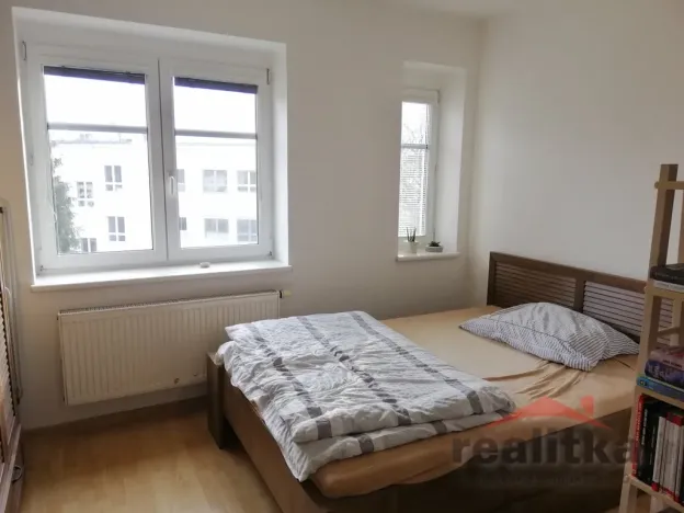 Prodej bytu 2+kk, Opava, Vyhlídalova, 45 m2