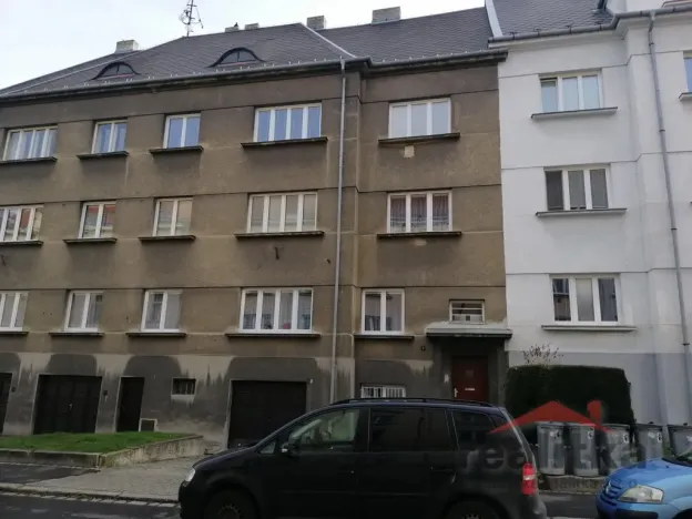 Prodej bytu 2+kk, Opava, Vyhlídalova, 45 m2