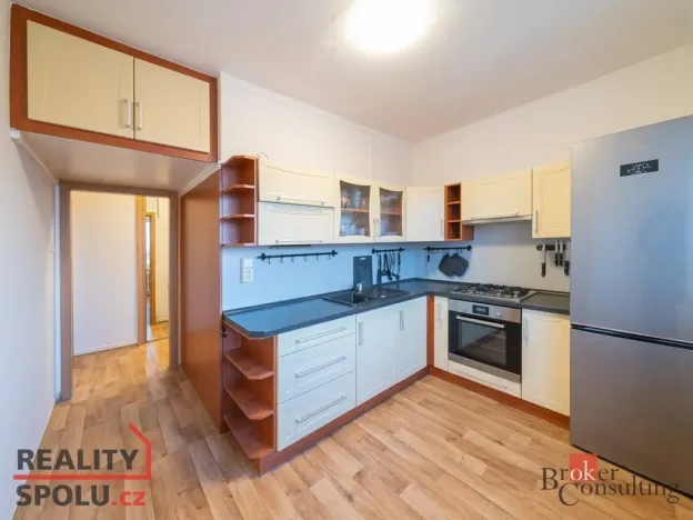 Pronájem bytu 2+1, Ostrava - Poruba, náměstí Družby, 57 m2