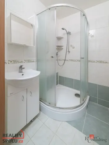 Pronájem bytu 2+1, Ostrava - Poruba, náměstí Družby, 57 m2