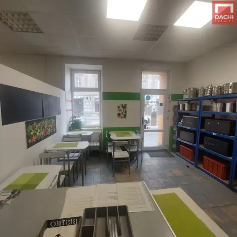 Pronájem obchodního prostoru, Olomouc, Komenského, 60 m2