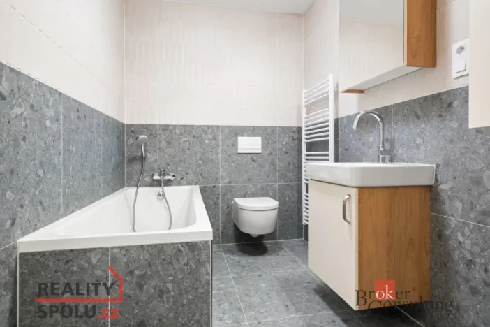 Pronájem bytu 1+kk, Brno - Zábrdovice, Bratislavská, 44 m2