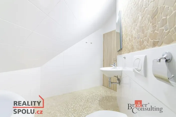 Prodej bytu 3+kk, Horní Lhota, 134 m2