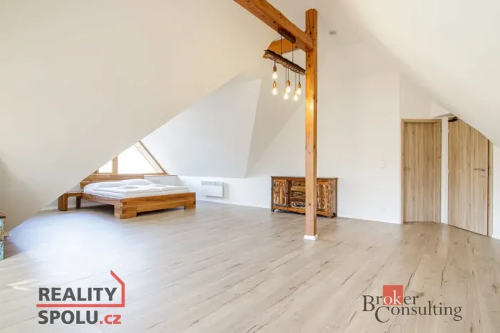 Prodej bytu 3+kk, Horní Lhota, 134 m2