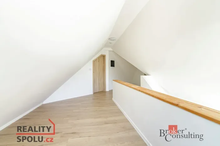 Prodej bytu 3+kk, Horní Lhota, 134 m2