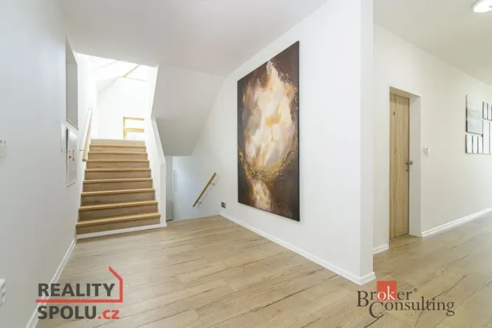 Prodej bytu 3+kk, Horní Lhota, 134 m2