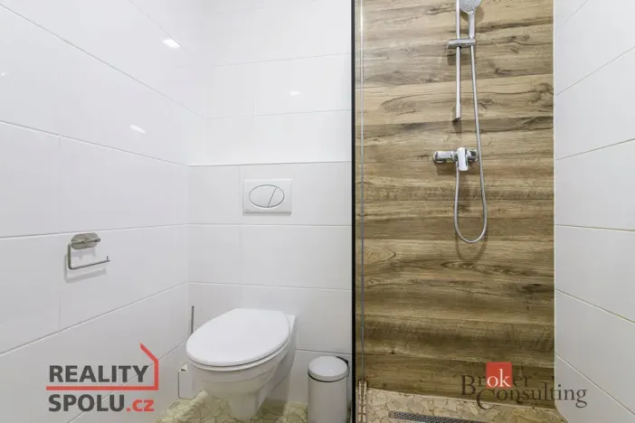 Prodej bytu 1+kk, Horní Lhota, 18 m2