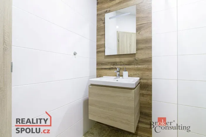 Prodej bytu 2+kk, Horní Lhota, 30 m2