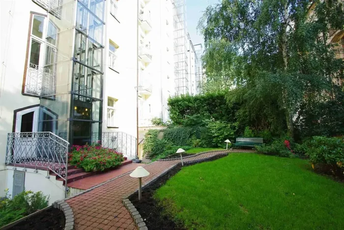 Pronájem bytu 3+1, Praha - Vinohrady, Polská, 100 m2