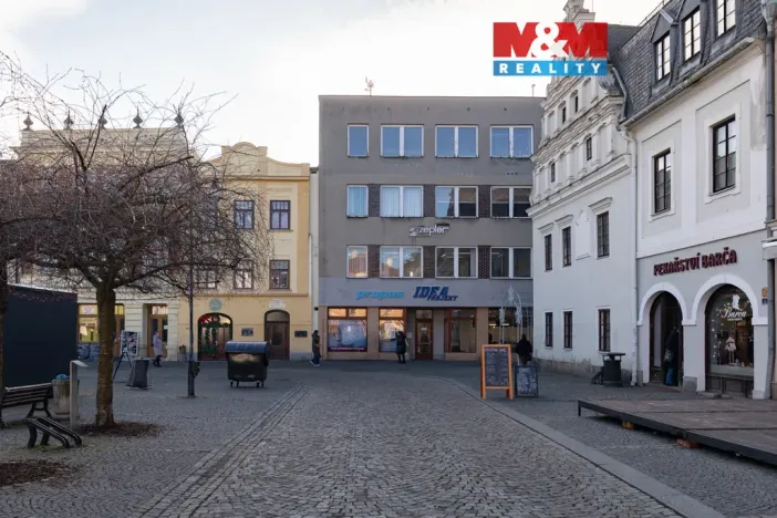 Prodej kanceláře, Bruntál, nám. Míru, 720 m2