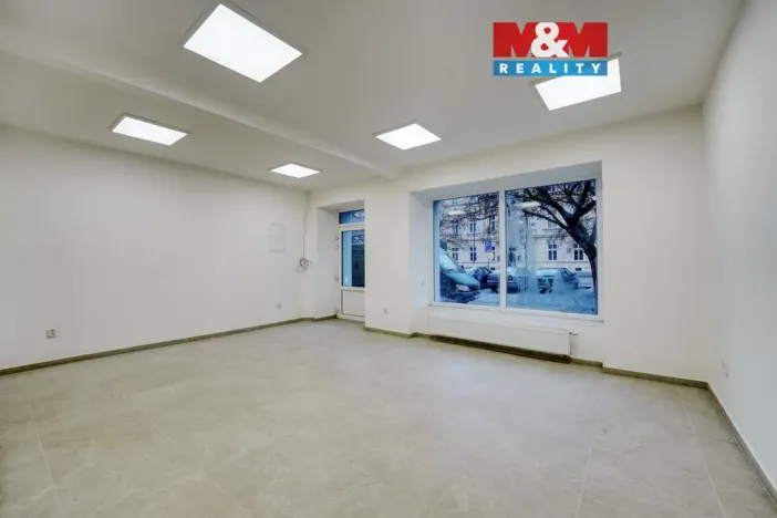 Pronájem obchodního prostoru, Plzeň - Jižní Předměstí, Husova, 51 m2