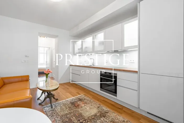 Pronájem bytu 2+kk, Praha - Smíchov, Plzeňská, 36 m2