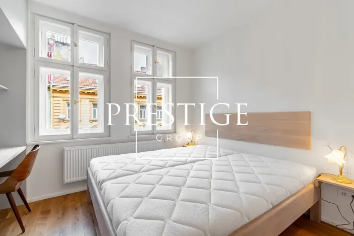 Pronájem bytu 2+kk, Praha - Smíchov, Plzeňská, 36 m2