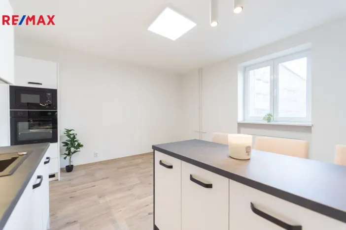 Pronájem bytu 3+kk, Příbram - Příbram VII, náměstí 17. listopadu, 61 m2