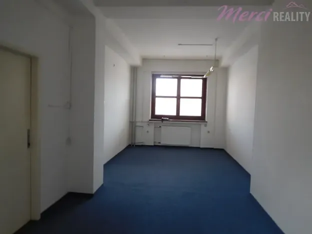 Pronájem kanceláře, Uherské Hradiště, Tř. Maršála Malinovského, 23 m2