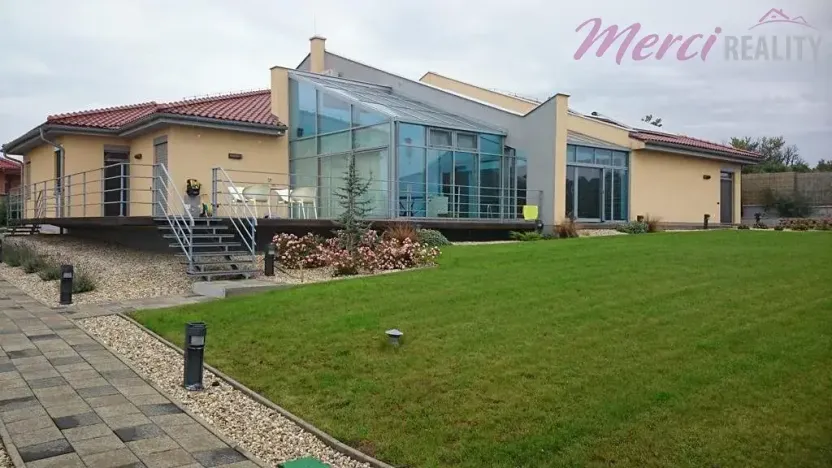 Prodej rodinného domu, Malý Lapáš, Slovensko, 436 m2