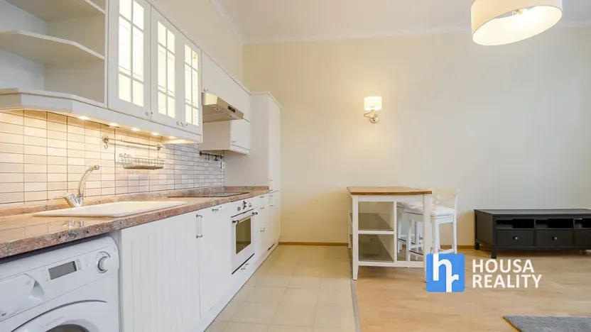 Pronájem bytu 2+kk, Praha - Nové Město, Pod Slovany, 58 m2