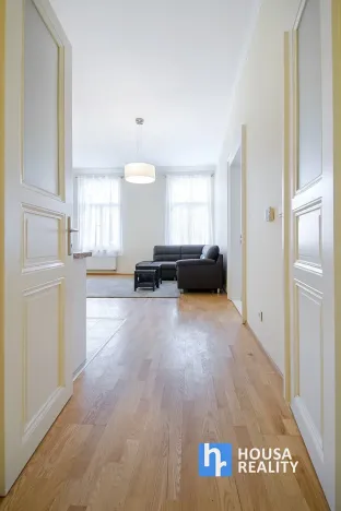 Pronájem bytu 2+kk, Praha - Nové Město, Pod Slovany, 58 m2