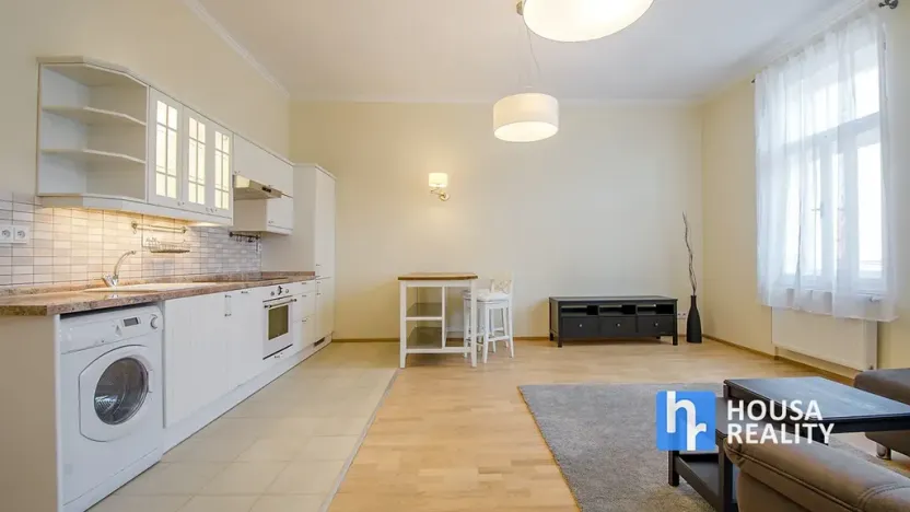 Pronájem bytu 2+kk, Praha - Nové Město, Pod Slovany, 58 m2