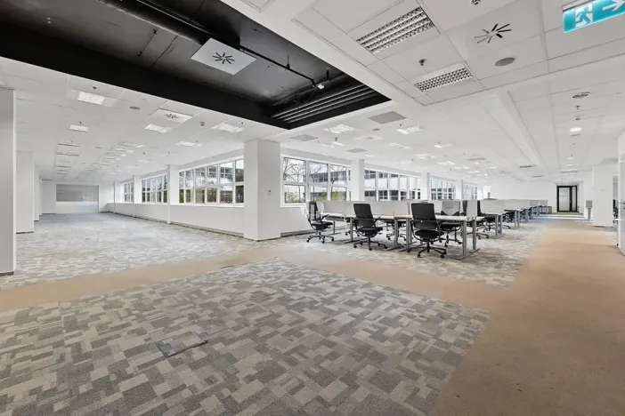 Pronájem kanceláře, Praha - Smíchov, Radlická, 363 m2