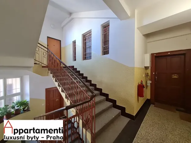 Pronájem bytu 2+kk, Praha - Žižkov, Jagellonská, 52 m2