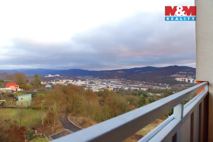 Prodej bytu 3+1, Ústí nad Labem - Severní Terasa, Rabasova, 70 m2