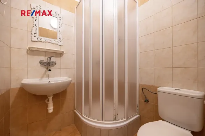 Prodej rodinného domu, Doksy, Pod Borným, 1700 m2