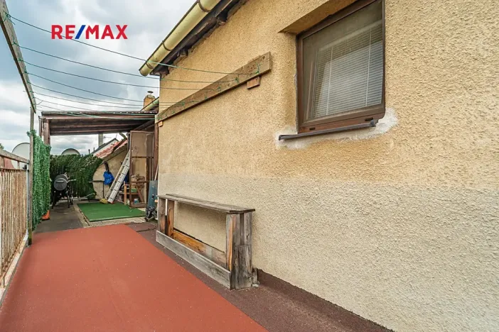 Prodej rodinného domu, Praha - Dolní Počernice, Listopadová, 302 m2