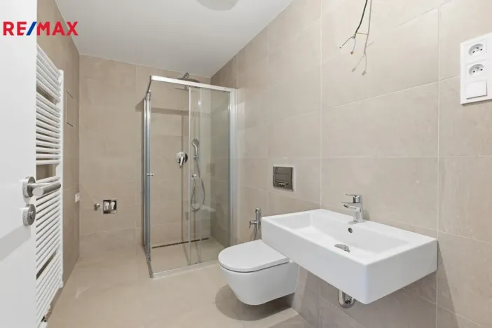 Prodej bytu 1+kk, Kladno - Dubí, Ke křížku, 31 m2