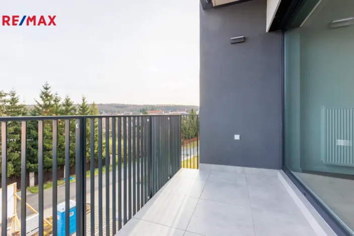 Prodej bytu 1+kk, Kladno - Dubí, Ke křížku, 31 m2