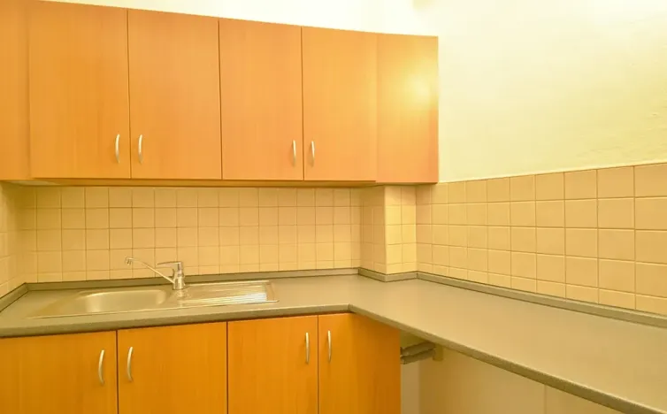 Pronájem kanceláře, Praha - Holešovice, Jablonského, 21 m2