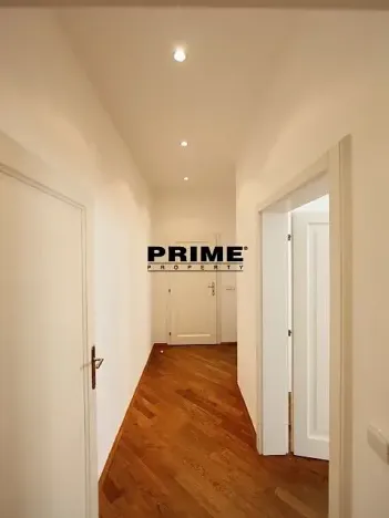 Pronájem bytu 4+1, Praha - Malá Strana, Vlašská, 178 m2