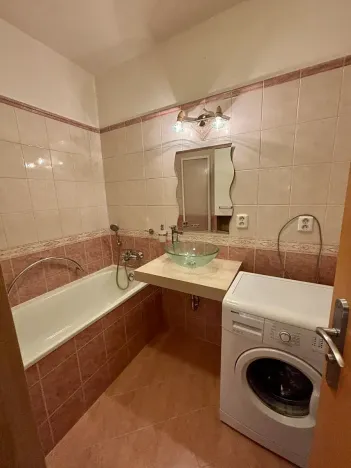 Pronájem bytu 2+kk, Praha - Libeň, Na stráži, 46 m2