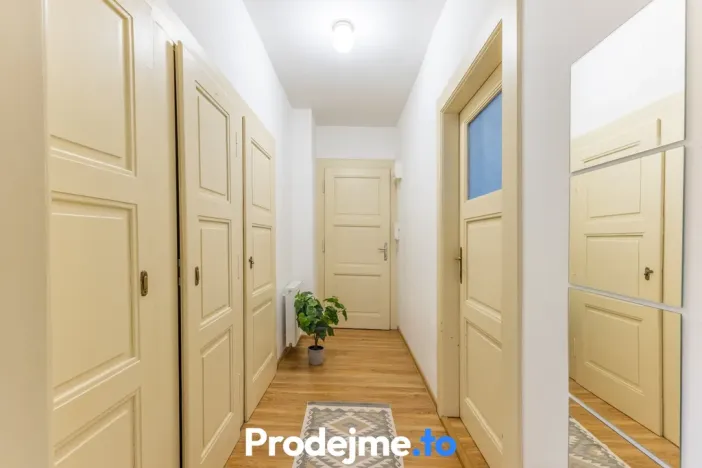 Pronájem bytu 2+1, Praha - Smíchov, Bieblova, 58 m2