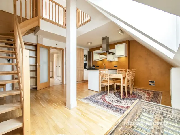 Prodej bytu 3+kk, Praha - Nusle, Táborská, 93 m2