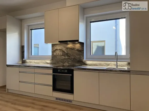 Pronájem bytu 2+kk, Brno, Kučerova, 66 m2