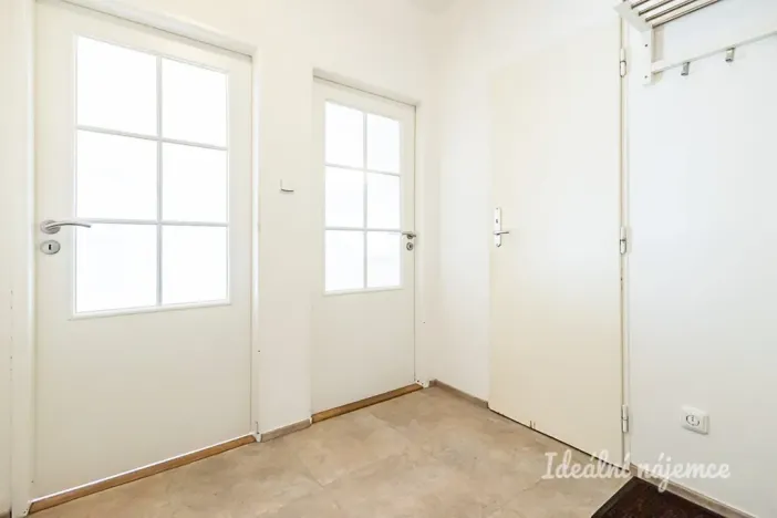 Pronájem bytu 2+kk, Praha - Podolí, Pravá, 51 m2