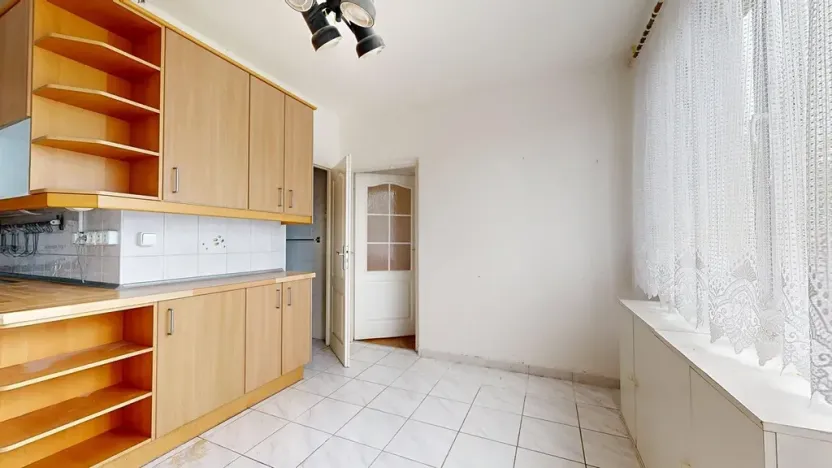 Prodej bytu 3+1, Praha - Malešice, Počernická, 71 m2