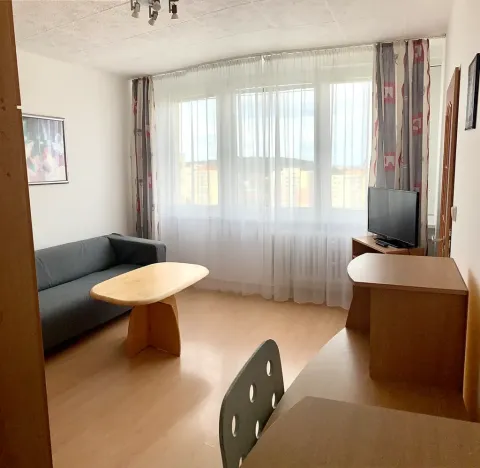 Pronájem bytu 1+1, Praha - Kobylisy, Košťálkova, 35 m2