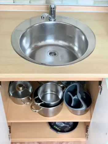 Pronájem bytu 1+1, Praha - Kobylisy, Košťálkova, 35 m2