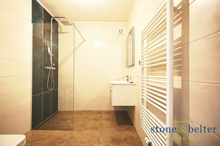 Prodej rodinného domu, Měšice, V lukách, 267 m2