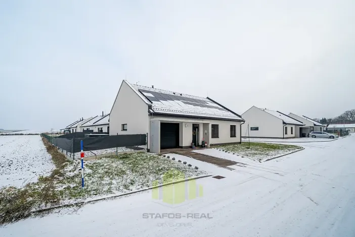 Prodej rodinného domu, Ústín, 128 m2