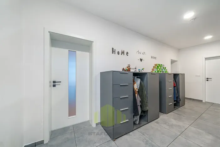 Prodej rodinného domu, Ústín, 128 m2