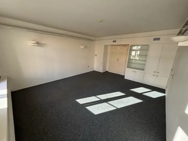 Pronájem kanceláře, Praha - Nové Město, Spálená, 32 m2