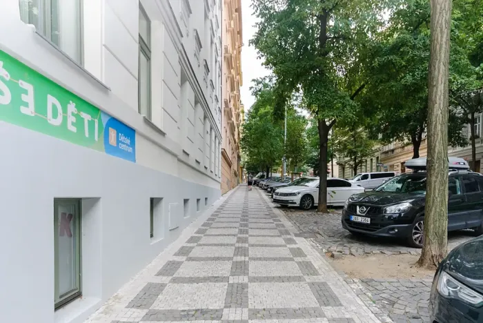 Prodej obchodního prostoru, Praha - Žižkov, Žižkovo náměstí, 113 m2