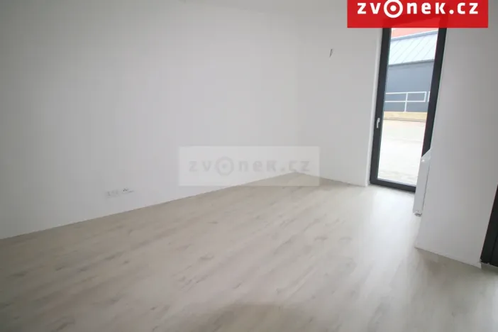 Pronájem bytu 1+kk, Otrokovice, Komenského, 39 m2