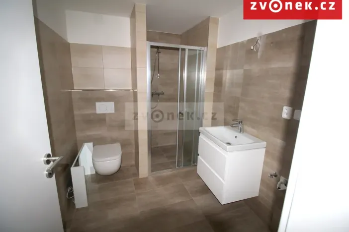 Pronájem bytu 1+kk, Otrokovice, Komenského, 39 m2