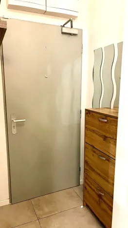 Pronájem bytu 1+kk, Praha - Libeň, Konšelská, 34 m2