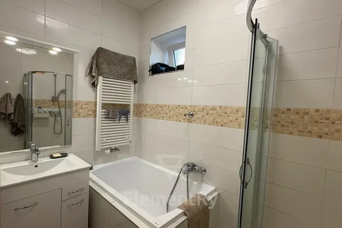 Pronájem rodinného domu, Hradec Králové, Mikoláše Alše, 102 m2